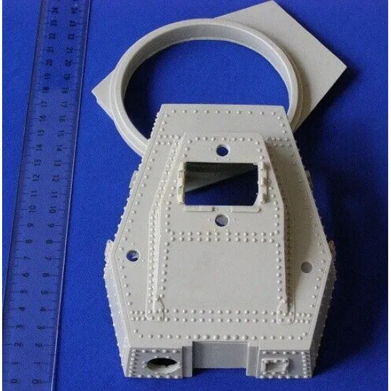 Dnepro Model DM1604 - 1/16, 41M Turan II Vezer Turan WWII scale model kit