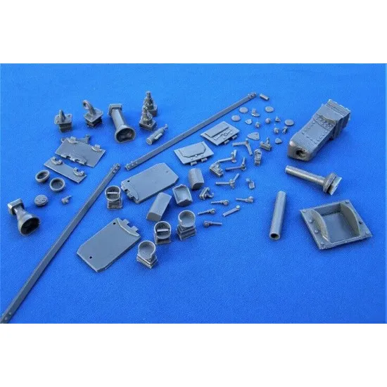 Dnepro Model DM1604 - 1/16, 41M Turan II Vezer Turan WWII scale model kit