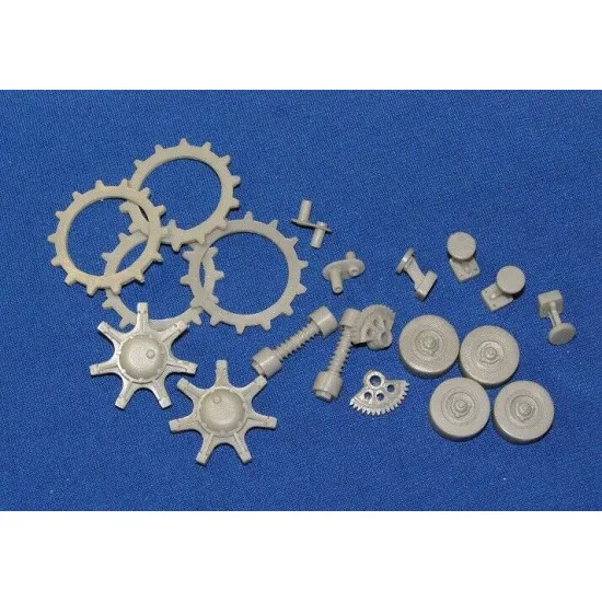 Dnepro Model DM1605 1/16 Type 94 TK Japanese light tank Early version resin kit