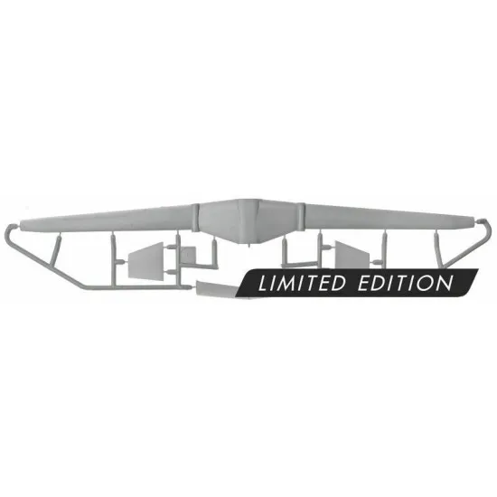 Sova Model SM72003 1/72 - N.Grumman Fireberd UAV scale model kit, Length 143 mm