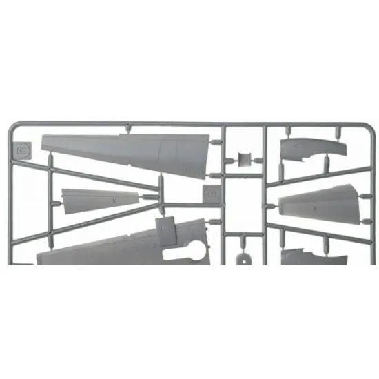 Sova Model SM72007 1/72 Jetstream Super-31 (5-blade propellers) scale model kit