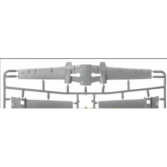 Sova Model SM72009 1/72 - Da-42 Dominator scale model kit, Length 119 mm