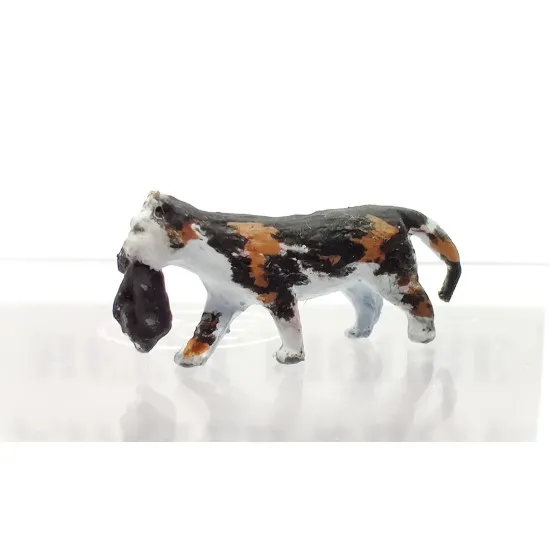 Mini Tank 23501 - 1/35 - Cat and kitten. Painted figure