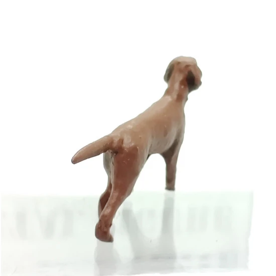 Mini Tank 24805 - 1/35 - Dog Hungarian vizsla. Painted figure, painted animal
