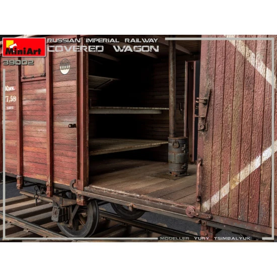 Miniart 39002- 1/35 - RUSSIAN IMPERIAL RAILWAY COVERED WAGON 182 mm
