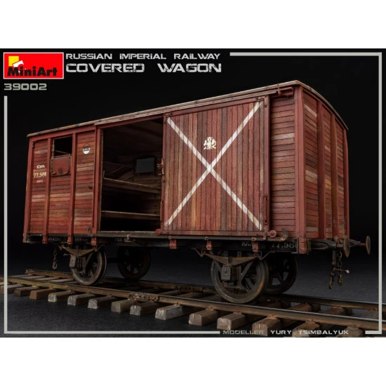 Miniart 39002- 1/35 - RUSSIAN IMPERIAL RAILWAY COVERED WAGON 182 mm