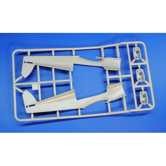 Dora Wings DW 48006 Percival Proctor Mk.III plastic model kit, scale 1/48 Dora Wings DW 48006 Percival Proctor Mk.III plastic model kit, scale 1/48