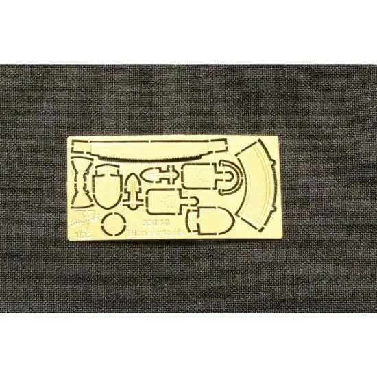Vmodels 35010 - 1/35 - Photo-etched Pioneer tools