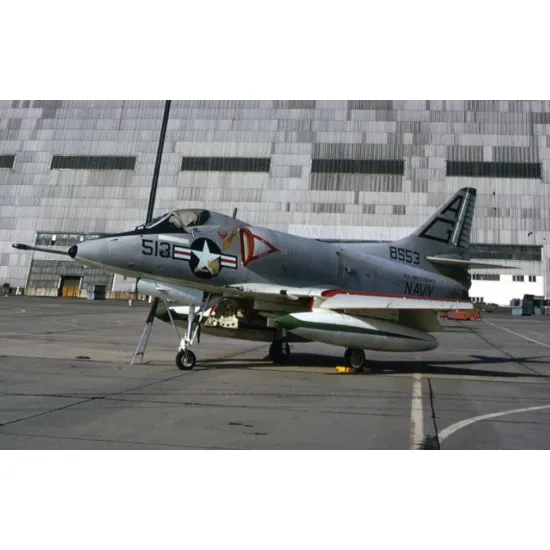 Us Stock Cat4 R48013 - 1/48 - A-4b/C/E/L Skyhawk Wheels Type2 Beams. Resin Parts Set