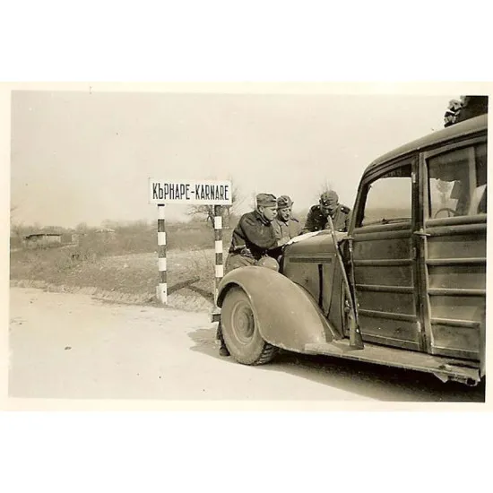 ACE 72551 - 1/72 - Super Snipe Station Wagon (Woodie). Plastic model kit