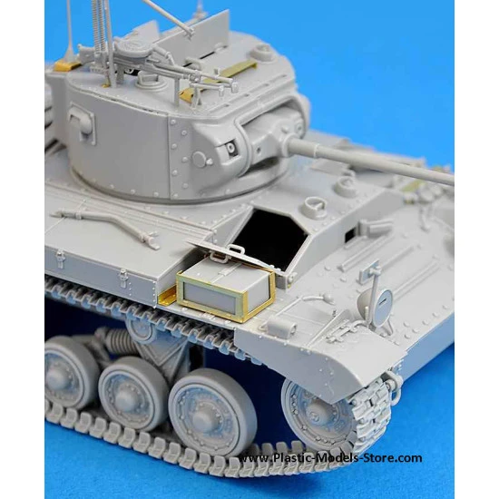 VALENTINE Mk IV RED ARMY w/CREW 1/35 Miniart 35092