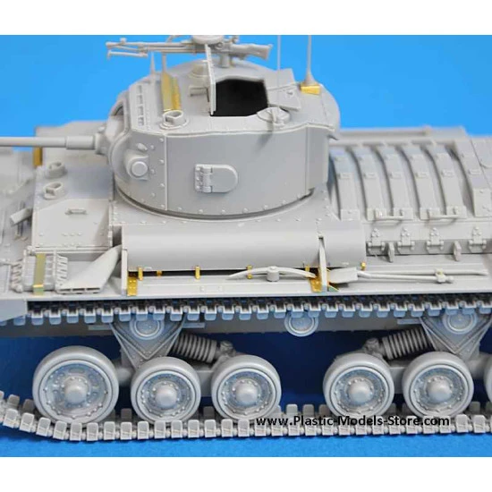 VALENTINE Mk IV RED ARMY w/CREW 1/35 Miniart 35092