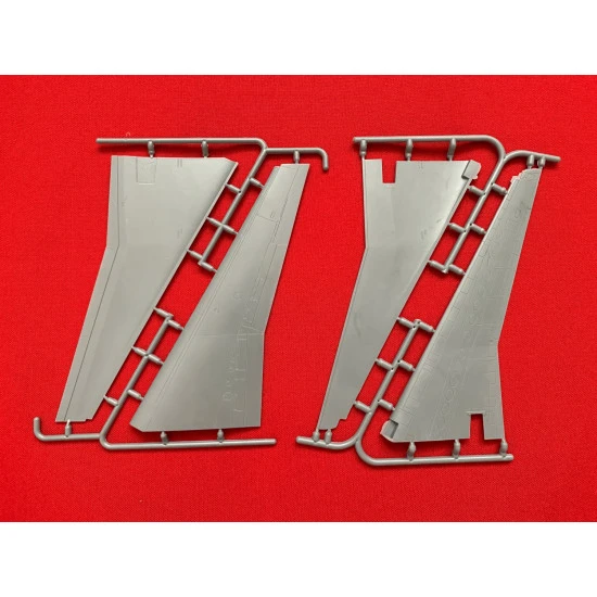 BPK 7216 - 1/72 - Bombardier CRJ-900 airplane Scale model kit