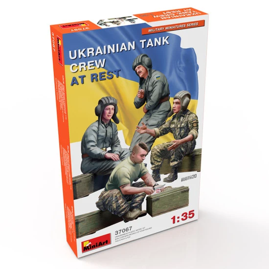 Miniart 37067 - 1/35 - UKRAINIAN TANK CREW AT REST. 4 figures