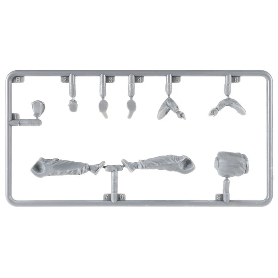 Miniart 37067 - 1/35 - UKRAINIAN TANK CREW AT REST. 4 figures