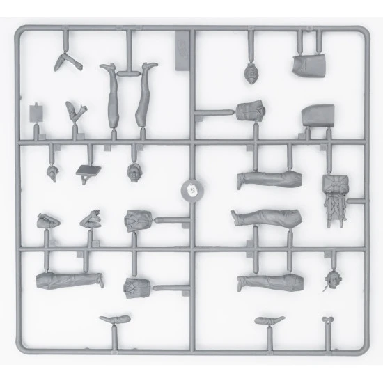 ICM 32051 - 1/32 - Stearman PT-17 with American Cadets. Scale model kit