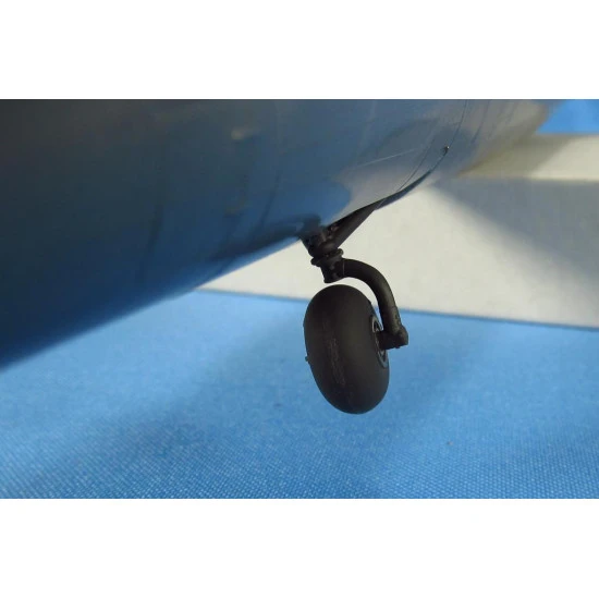 Metallic Details B-17. Wheels with cover (Revell/Monogram) 1/48 MDR4865 scale model resin kit