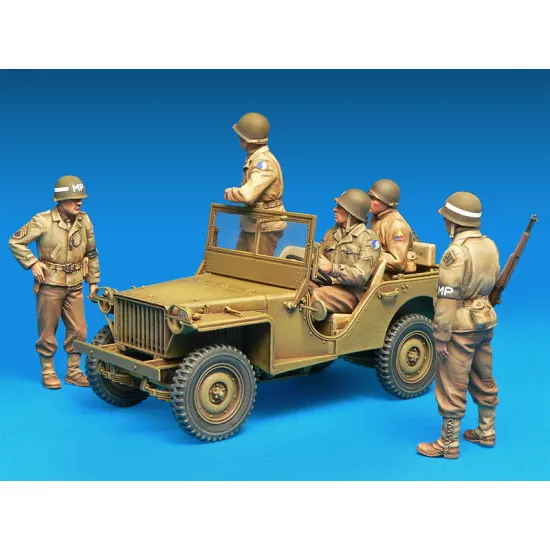 Miniart 35308 - 1/35 - American jeep crew and military police officers model