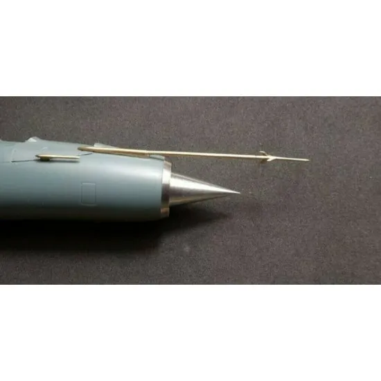 PITOTS FOR MIG-25RBT RB RBF BM ICM PLASTIC MODEL KIT 1/72 MINI WORLD 7268