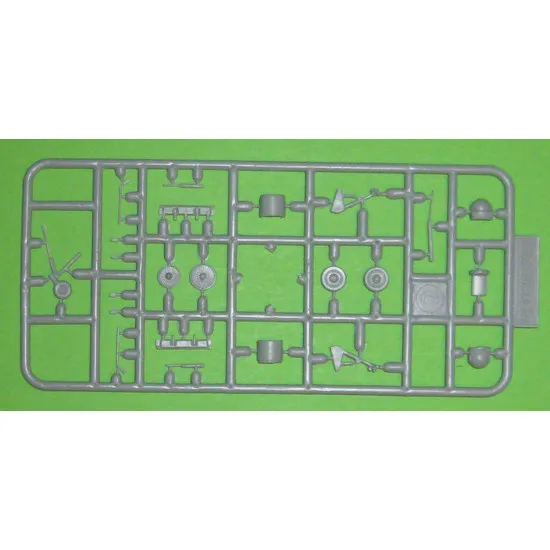 AVIS AV72029 - 1/72 - EADS BARRACUDA MODEL KIT