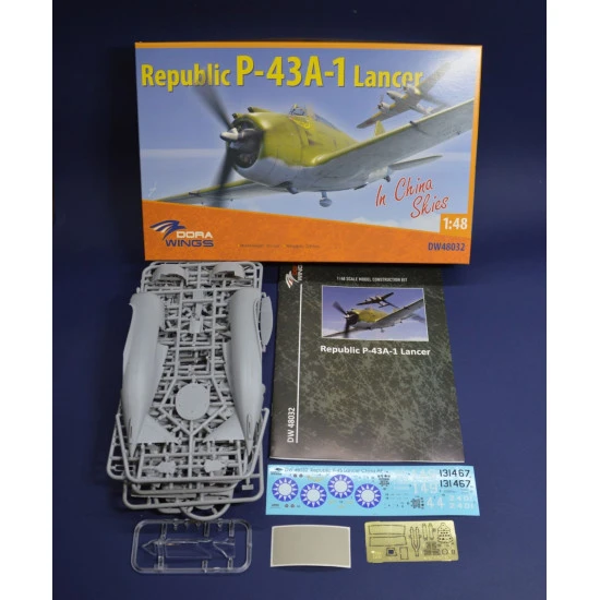 Dora Wings 48032 - 1/48 - Republic P-43A Lancer, China AF. Scale model kit