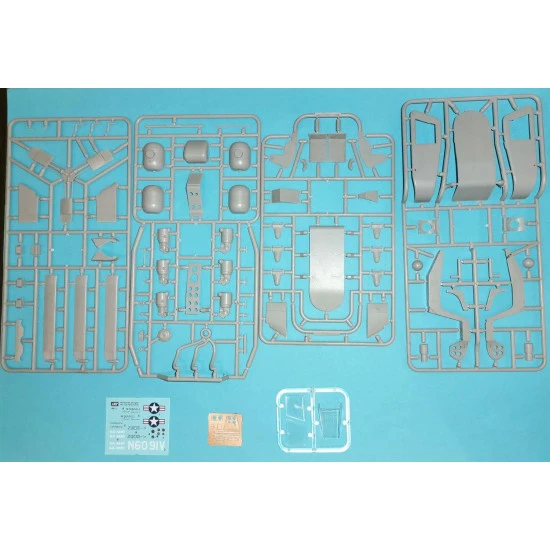 AMP 48015 - 1/48 - McDonnell Model 120 Flying Crane Helicopter model kit
