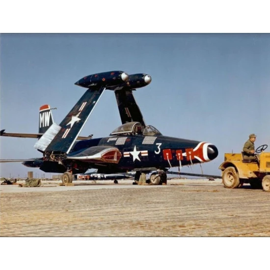 CAT4 R48017 - 1/48 - F2H-2/2P/2N/3/4 Banshee wheels type 2. Resin parts