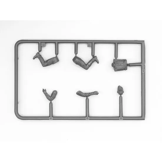 ICM 35510 - 1/35 II MB Studebaker US6 with Soviet drivers WWII 1941-1945