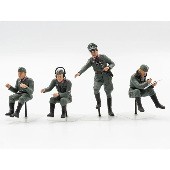 ICM 35111 - 1/35 - Sd.Kfz. 247 Ausf.B with crew.1 scale plastic model kit