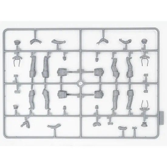 ICM 35623 - 1/35 - Soviet firefighters (1980s) scale plastic model kit