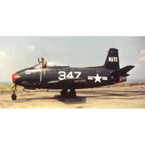 CAT4 R48031 - 1/48 FJ-1 Fury wheels type 1, scale model accessories kit