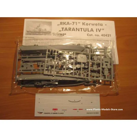 RKA-71 Tarantul IV Polish Navy Corvette w/Kortik System 1/400 Mirage 40421