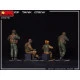 Miniart 37076 - 1/35 IDF Tank Crew.1 scale plastic model kit Military Miniatures