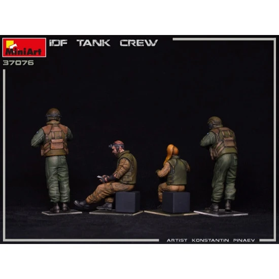 Miniart 37076 - 1/35 IDF Tank Crew.1 scale plastic model kit Military Miniatures