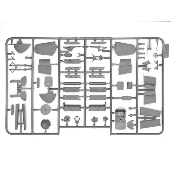 ICM DS4801 - 1/48 - Luftwaffe airfield WWII, Bf 109F-4, Hs 126B scale model kit