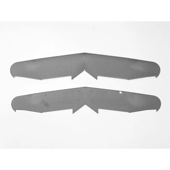 ICM DS4801 - 1/48 - Luftwaffe airfield WWII, Bf 109F-4, Hs 126B scale model kit