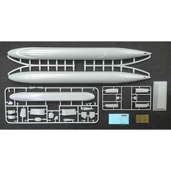 Mikro Mir 350-043 - 1/350 - SSBN-611 John Marshall. Scale plastic model kit