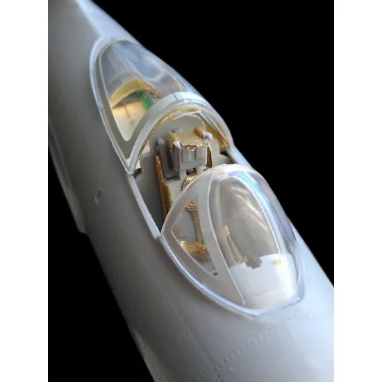 Metallic Details MDR4872 - 1/48 F9F-2 Panther. Interior for scale model aircraft