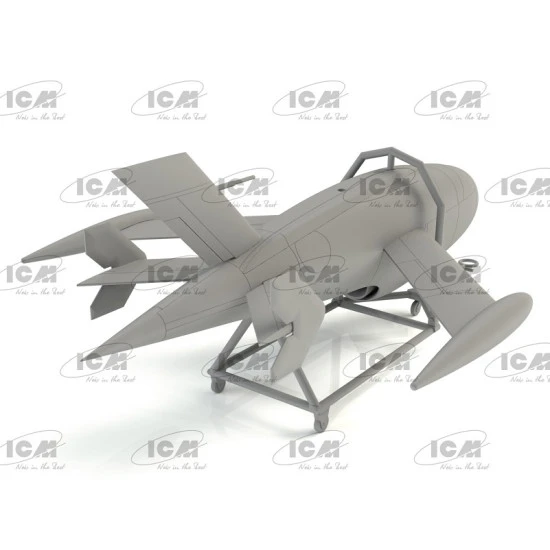 ICM 48400 - 1/48 - KDA-1 (Q-2A) Firebee with trailer scale model kit aircraft