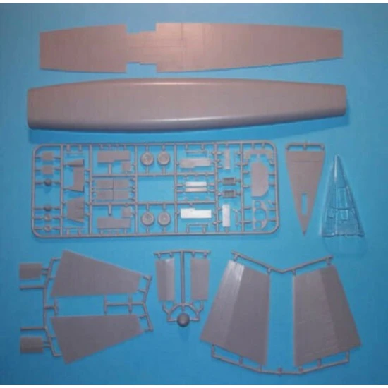 AMP 72-014 - 1/72 - Silbervogel Third Reich sub-orbital bomber scale model kit