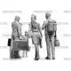 ICM 35905 - 1/35 Chernobyl5 Evacuation (4 adults, 1 child and luggage) model