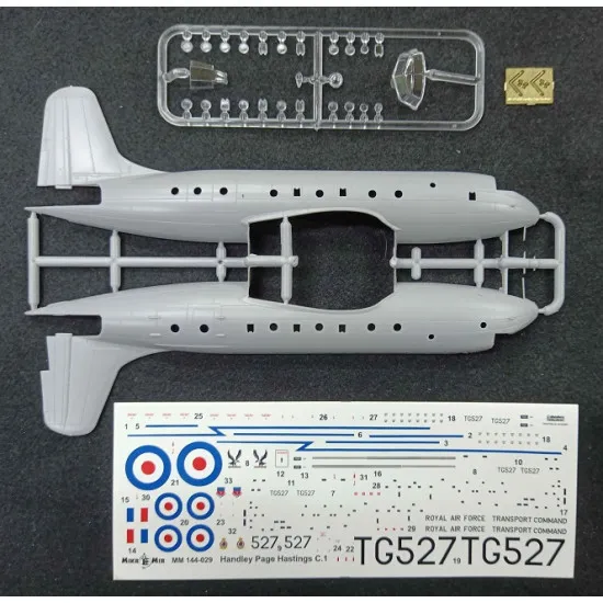 Mikro-mir 144-029 - 1/144 Handley Page Hastings scale plastic model kit