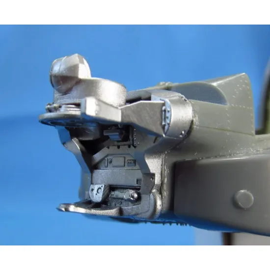 Us Stock Metallic Details Mdr4889 - 1/48 Ah-64 Apache. Tads/Pnv System Hasegawa Scale