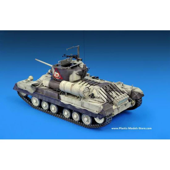BRITISH INFANTRY TANK Mk.III VALENTINE II w/CREW 1/35 Miniart 35096