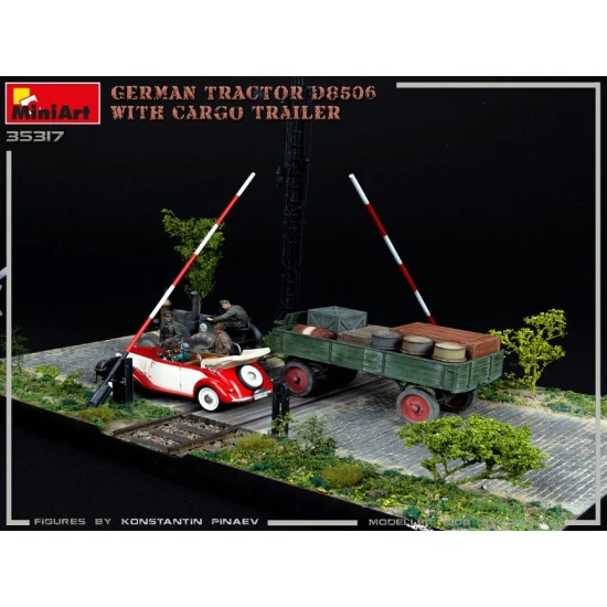 Miniart 35317 - 1/35 scale German Tractor D8506 With Cargo Trailer WWII model