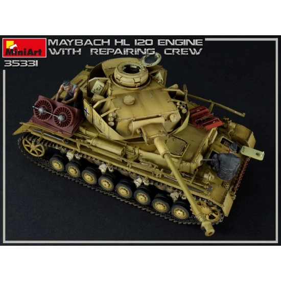 Miniart 35331 - 1/35 Maybach HL 120 engine for Panzer III / IV with repair crew