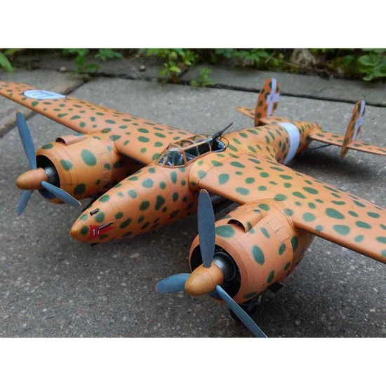 Paper Model Kit Attack aircraft Breda Ba.88 Lince, 1/33 scale Orel 308, Military