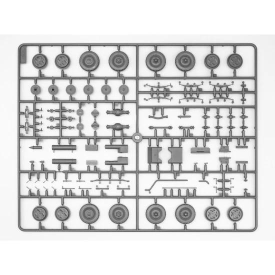 ICM 35530 - 1/35 Type G4 Partisanenwagen German WWII vehicle with machine gun