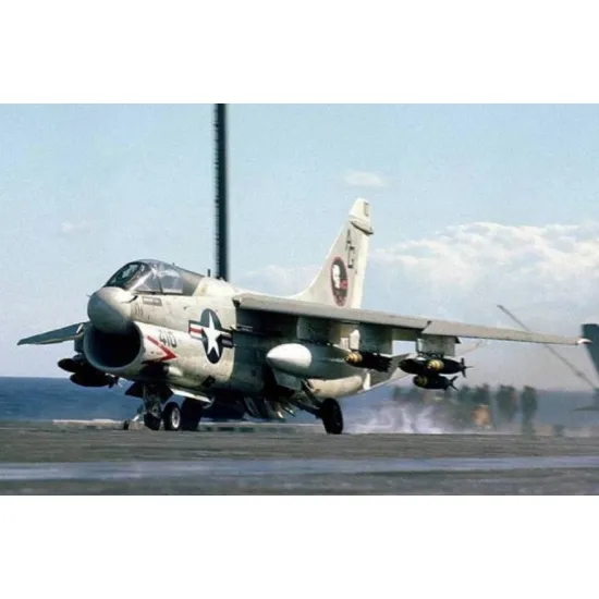 Us Stock Cat4 R48055 - 1/48 A-7a/B/D/E Corsair Ii. Nose Section For Hasegawa Scale Kit