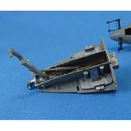 Metallic Details MDR4886 - 1/48 Me 262. Wheel bays (for HobbyBoss model kit)